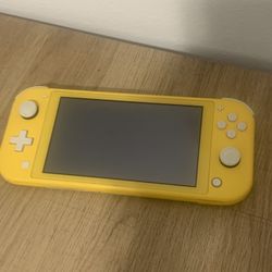 Nintendo Switch Lite