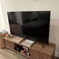 LG UHD 55” Smart TV 