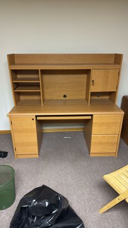Locking Desk