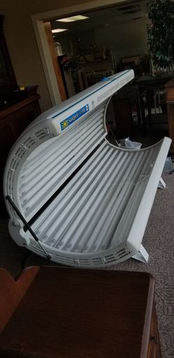 SUNQUEST TANNING BED