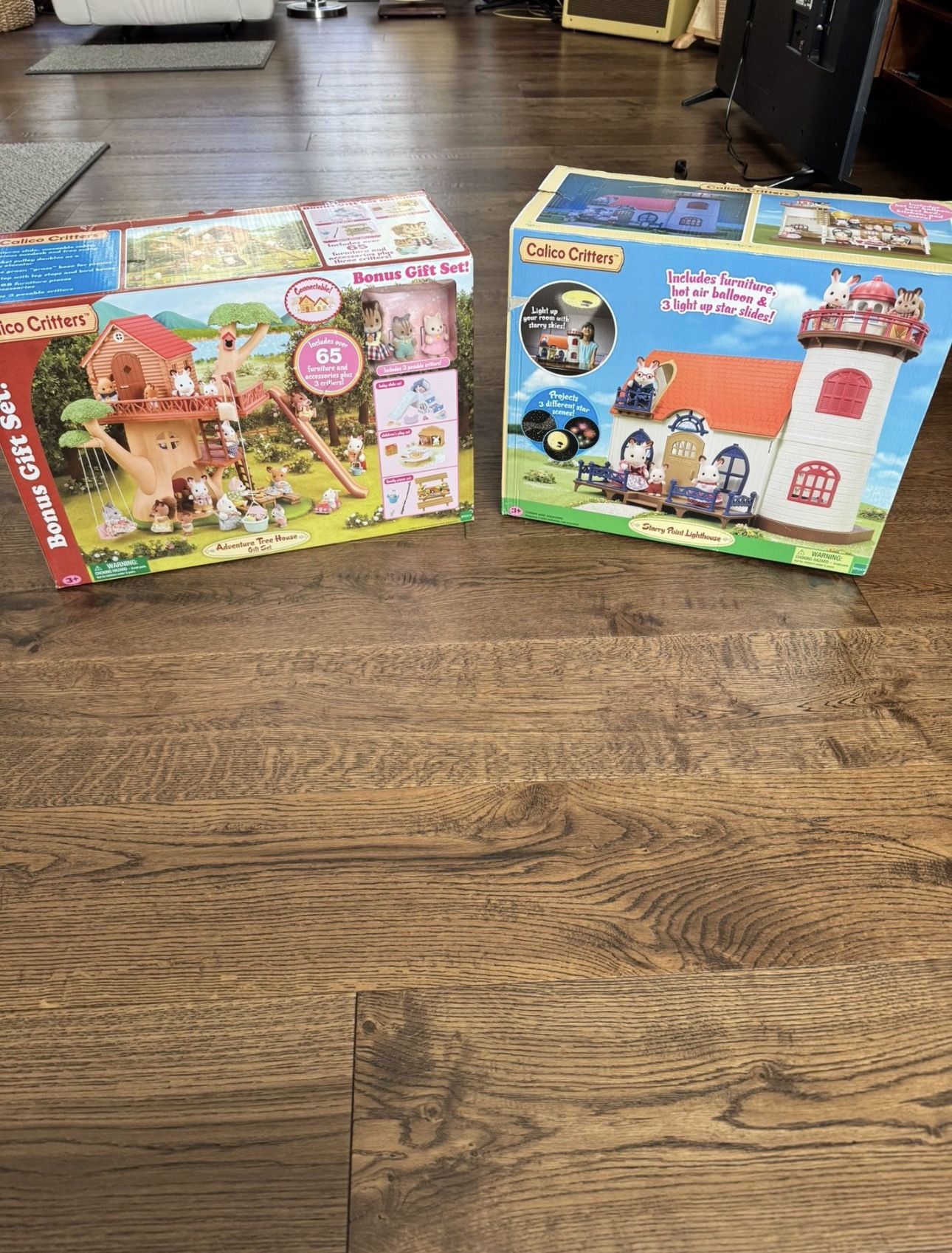 *NEW* Calico Critters Starlight Projecting Lighthouse And Adventure Tree House Set