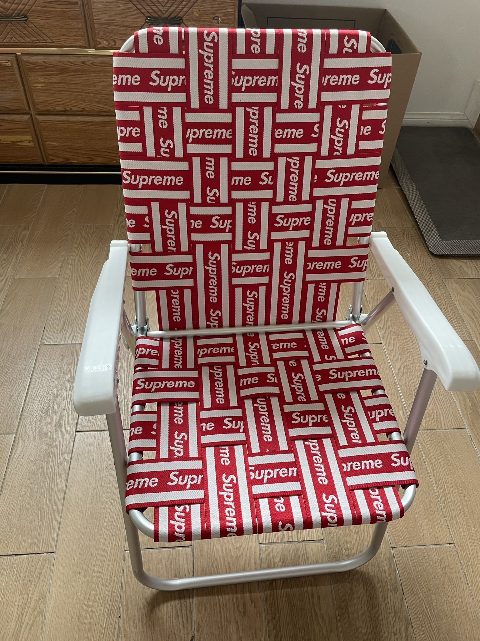 Supreme Lawn Chair