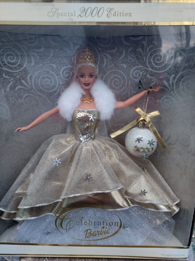 2000 Celebration Barbie MINT CONDITION