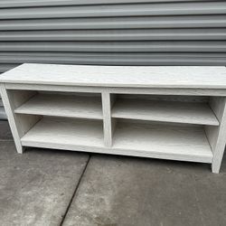 TV Media Condole Stand 58”l