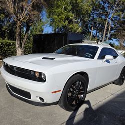 2019 Dodge Challenger · SXT Coupe 2D
