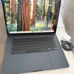 Apple 2024 MacBook Air 💻 15- Inch M3 8Gb/251 SSD Laptop 