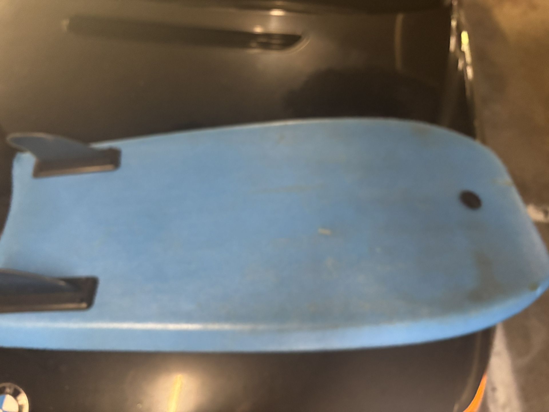 Twin Fin Boogie Board With Leash