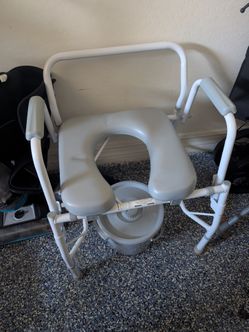 Guardian 3-in-1 Bedside Commode & Shower Chair