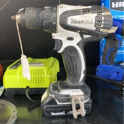 Makita XFD01 3/8” Drill, 18v Battery 