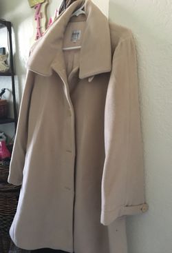 Collection 💎ARMANI 👸COAT Size 8 $100🤴👑❤️👸💕⭐️🤴