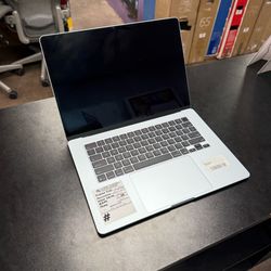 Apple MacBook Air 15” M4 16GB/256GB Sky Blue (2025)