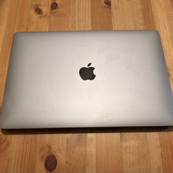 Apple MacBook Air (2020) 