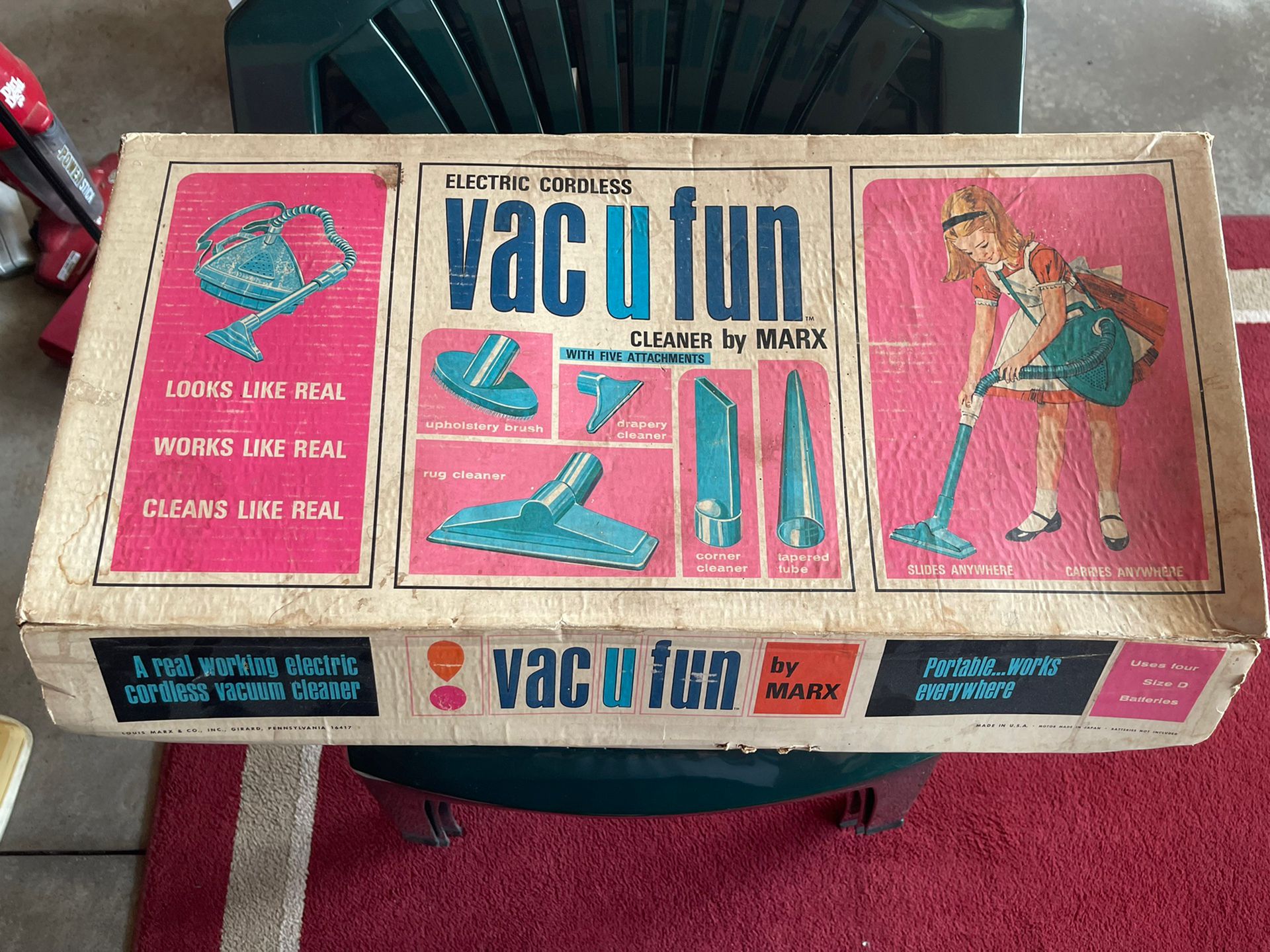 Toy Vintage Vacuum 