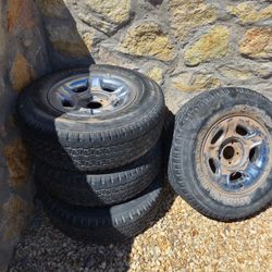 Stock Ford F150 Crew Cab 