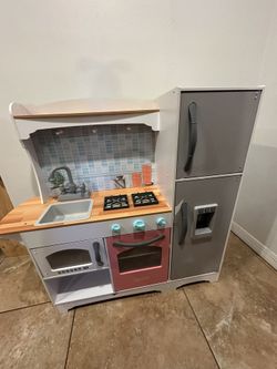 Play kitchen “KidKraft” 