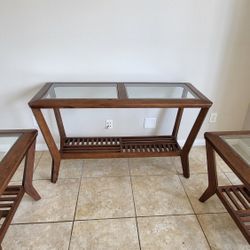 Nice End Table And 2 Coffee Table