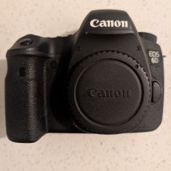 Canon EOS 6D 20.2MP Digital SLR Camera - Black With battery, And Charger! 