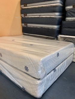 MATTRESS AND FURNITURE GREAT QUALITY