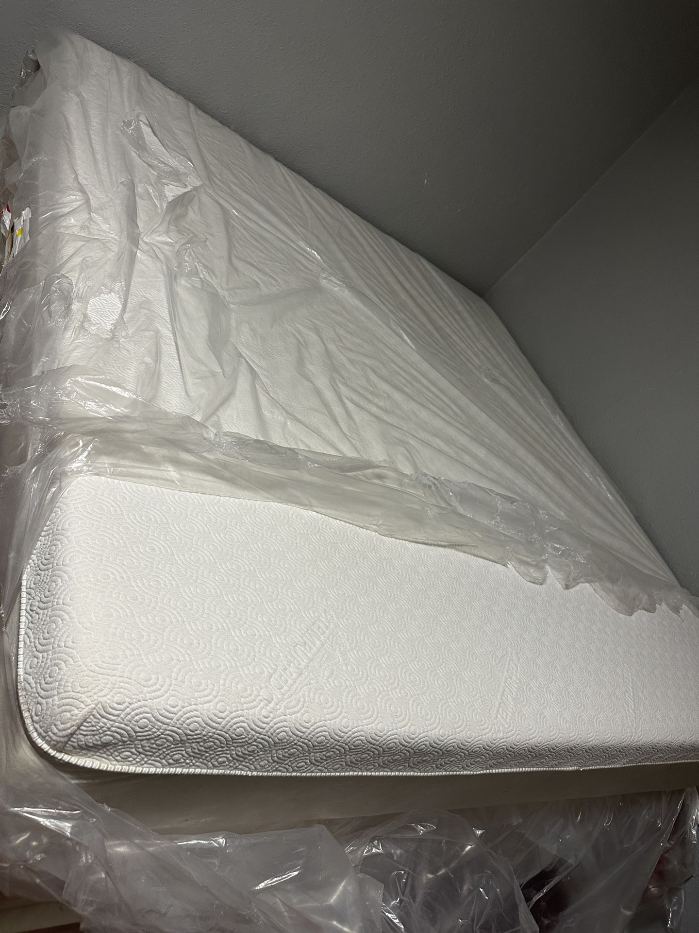 Set Queen Sizes Mattress And Box Spring Tempur Pedic