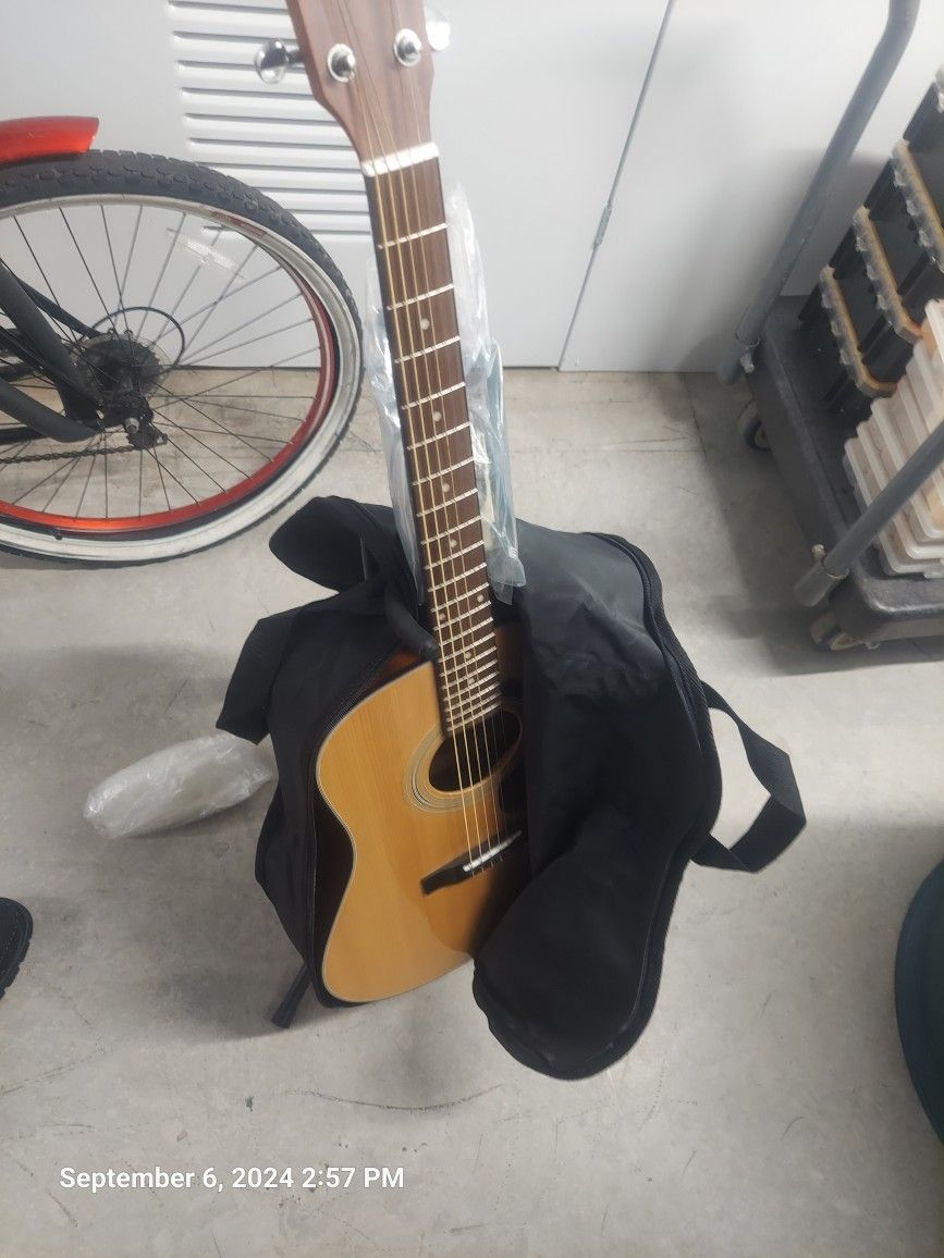 Yamaha F325D Acoustic Guitar Natural 