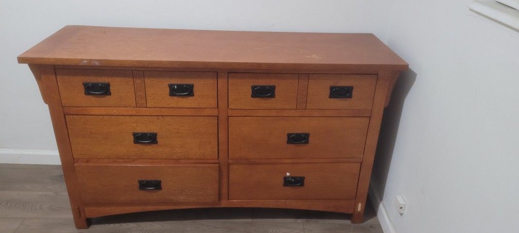 dresser