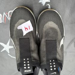 Nikes Self Lacing