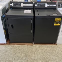 New Speed Queen (TR7 & DR7) Top Load  Washer And Dryer In Black Color 