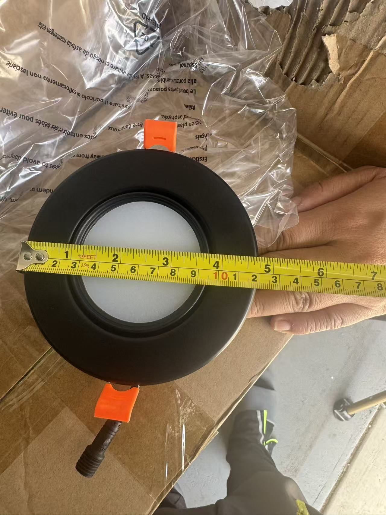 LED lights, recessed lights, ceiling lights, downlights, can lights, retrofit light, dimmable LED, 6 inch, home lighting, energy saving, new, clearanc