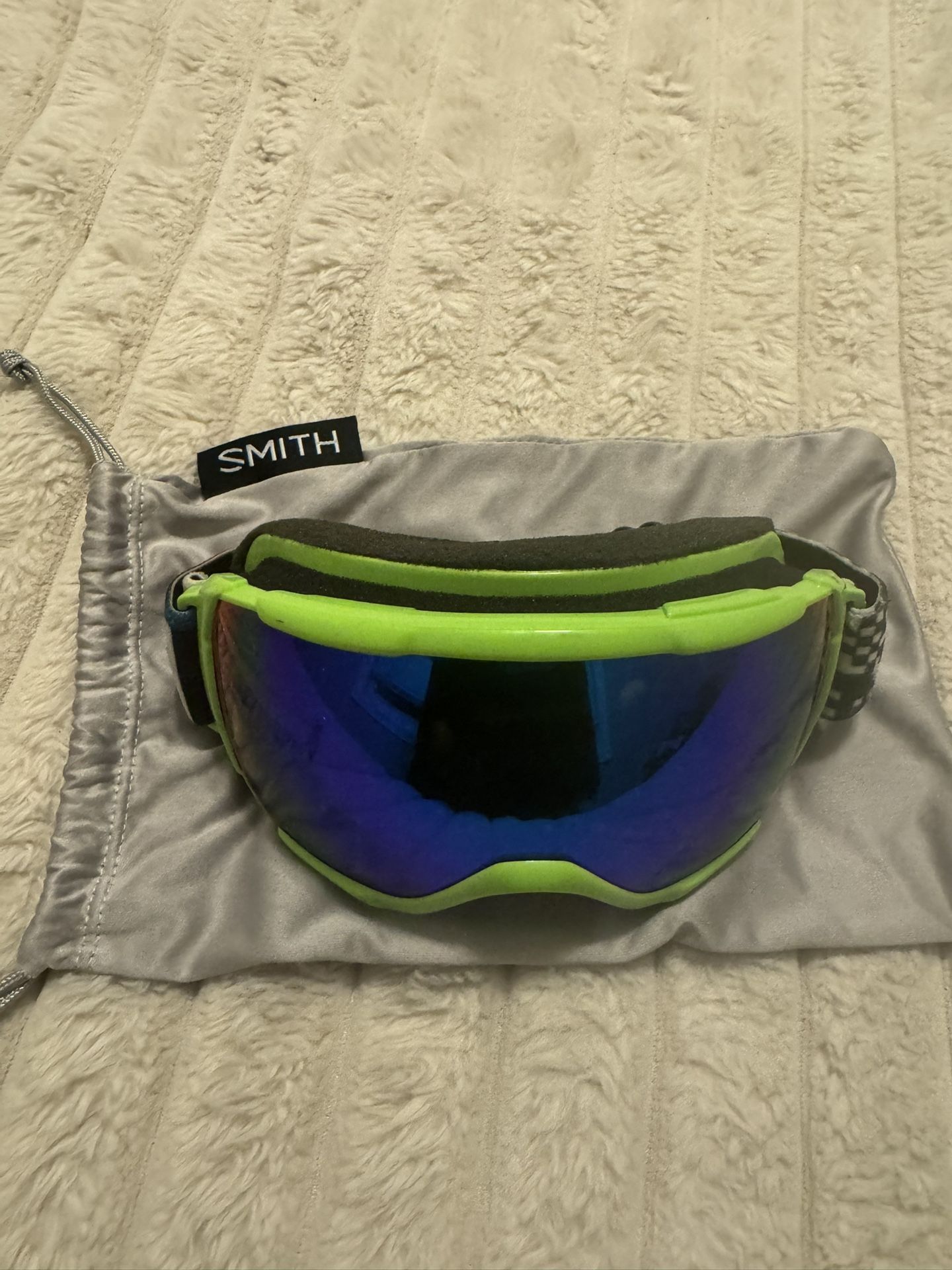 Smith Snowboarding Goggles Youth Size Asking $30 OBO