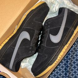 Nike Dunk Low SB Fog Size 6