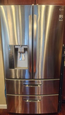 LG LMX31985ST 31 cu. ft. French Door Refrigerator with Double Freezer Drawer