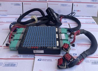 DEBRON INTERNATIONAL MODEL NO: 1225-N4-0X0 225-PIN BREAKOUT BOX W/HARNESS OEM