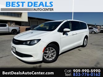 2022 Chrysler Voyager