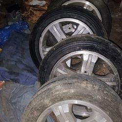 4 Aluminum Kia Rims And 2 Mazda Plus Misc Parts
