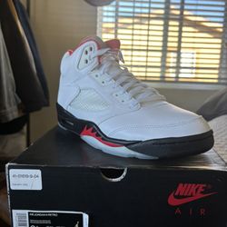 Jordan 5 Retro: Fire Red Silver Tongue