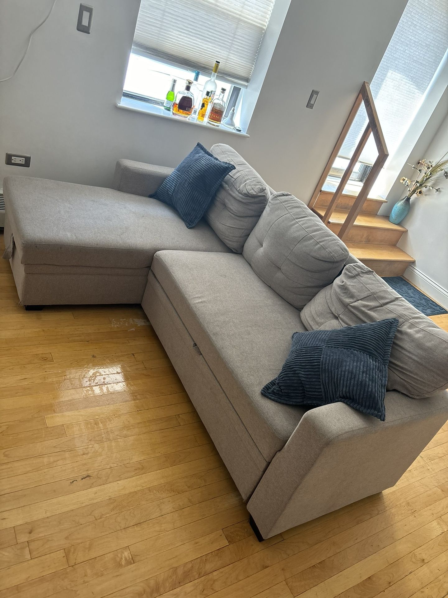 Gray L-shaped Couch With Pull Out Futon