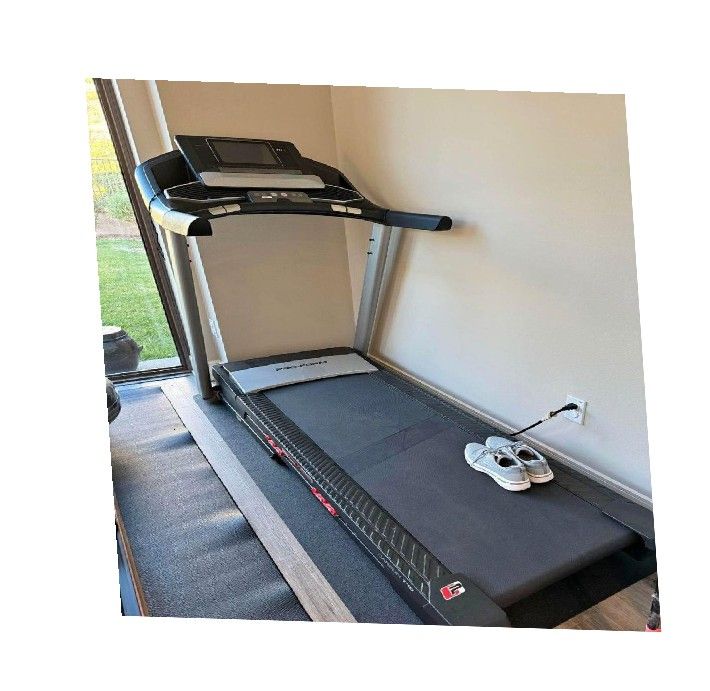 Master Treadmill - Advance Your Fitness Goals third billion