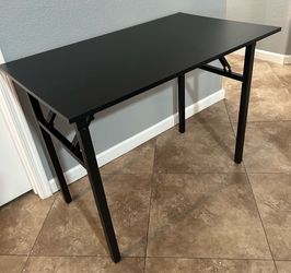 (NEW) 40” Wide Folding Computer Desk
