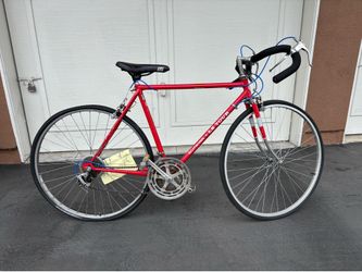Vintage Schwinn Le Tour Made in Japan