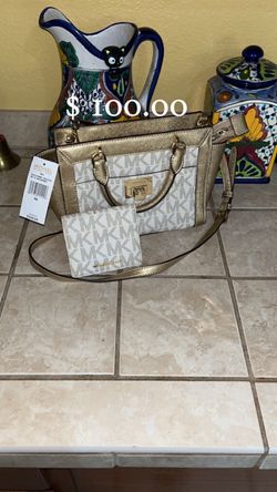 Michael Kors MK Signature Satchel with Crossbody Strap