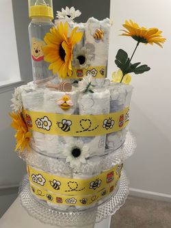 BEE DIAPER CAKE 💛🐝