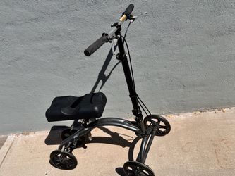 Knee scooter