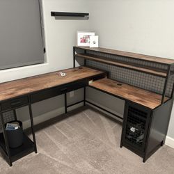 Corner Desk
