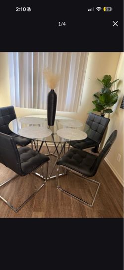 Dinning table