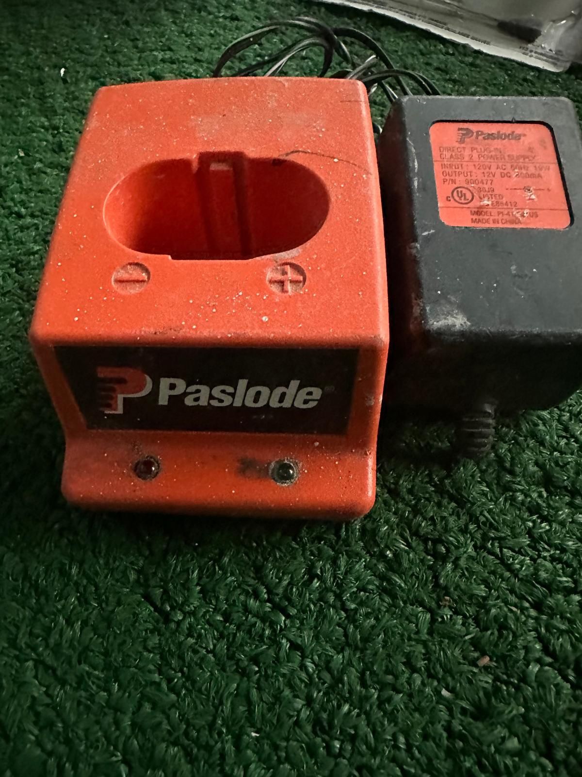Paslode Charger 