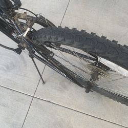 Mountain bike nisiki