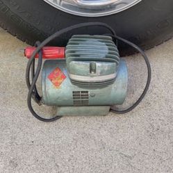 PAASCHE AIRBRUSH COMPRESSOR