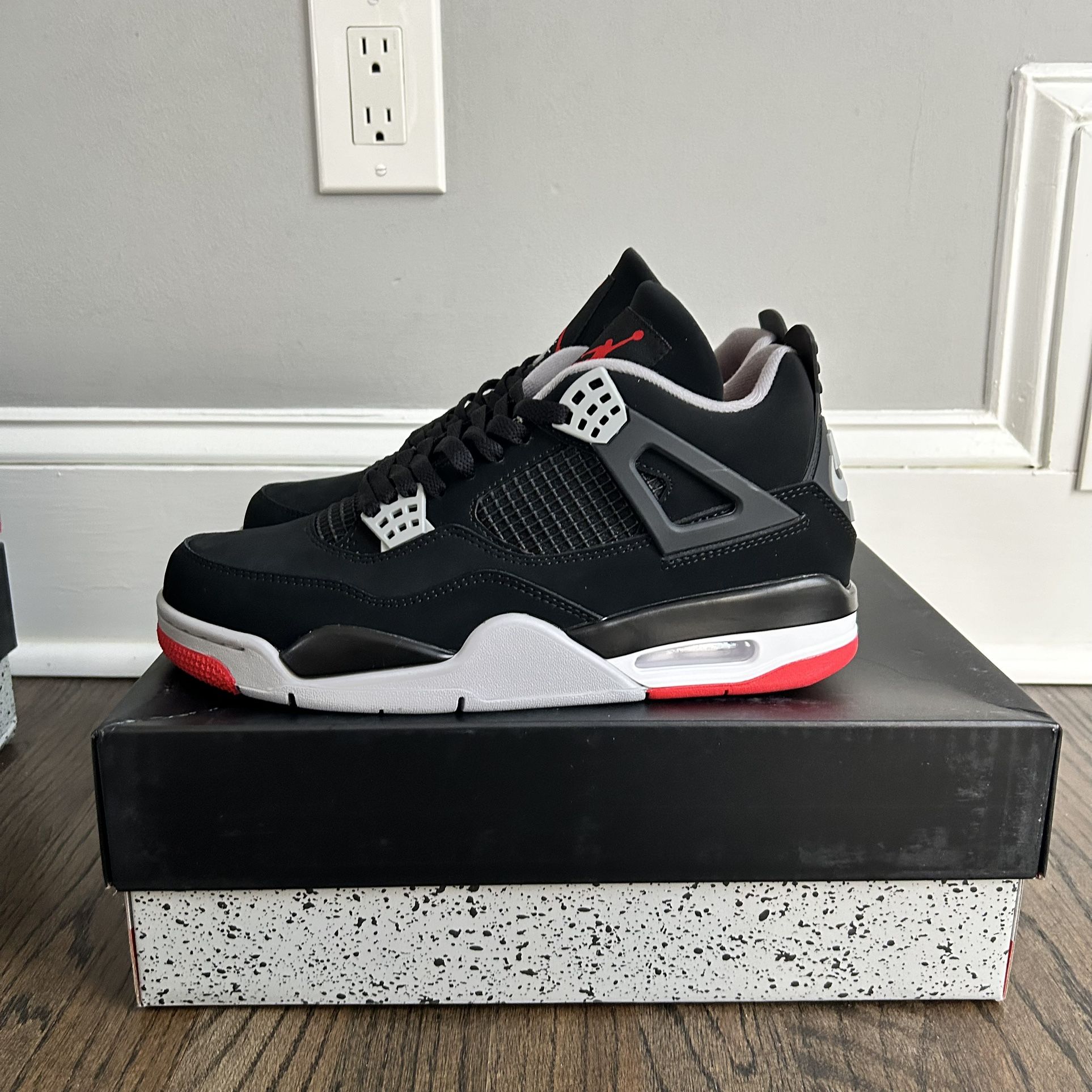 Air Jordan 4 Bred Size 10