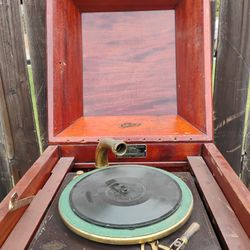 Edison Phonograph Player