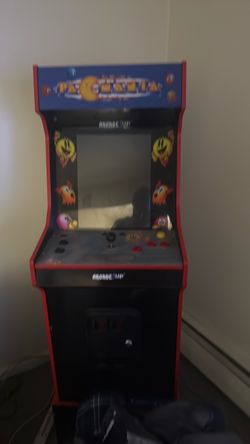 PAC- Man arcade game